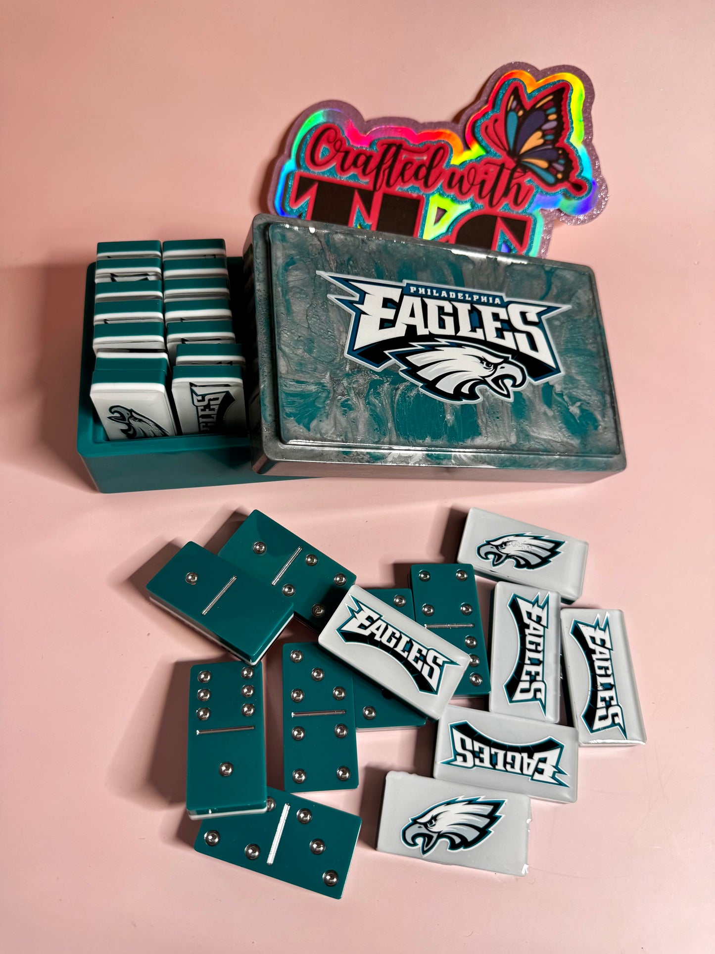 Eagles Dominos